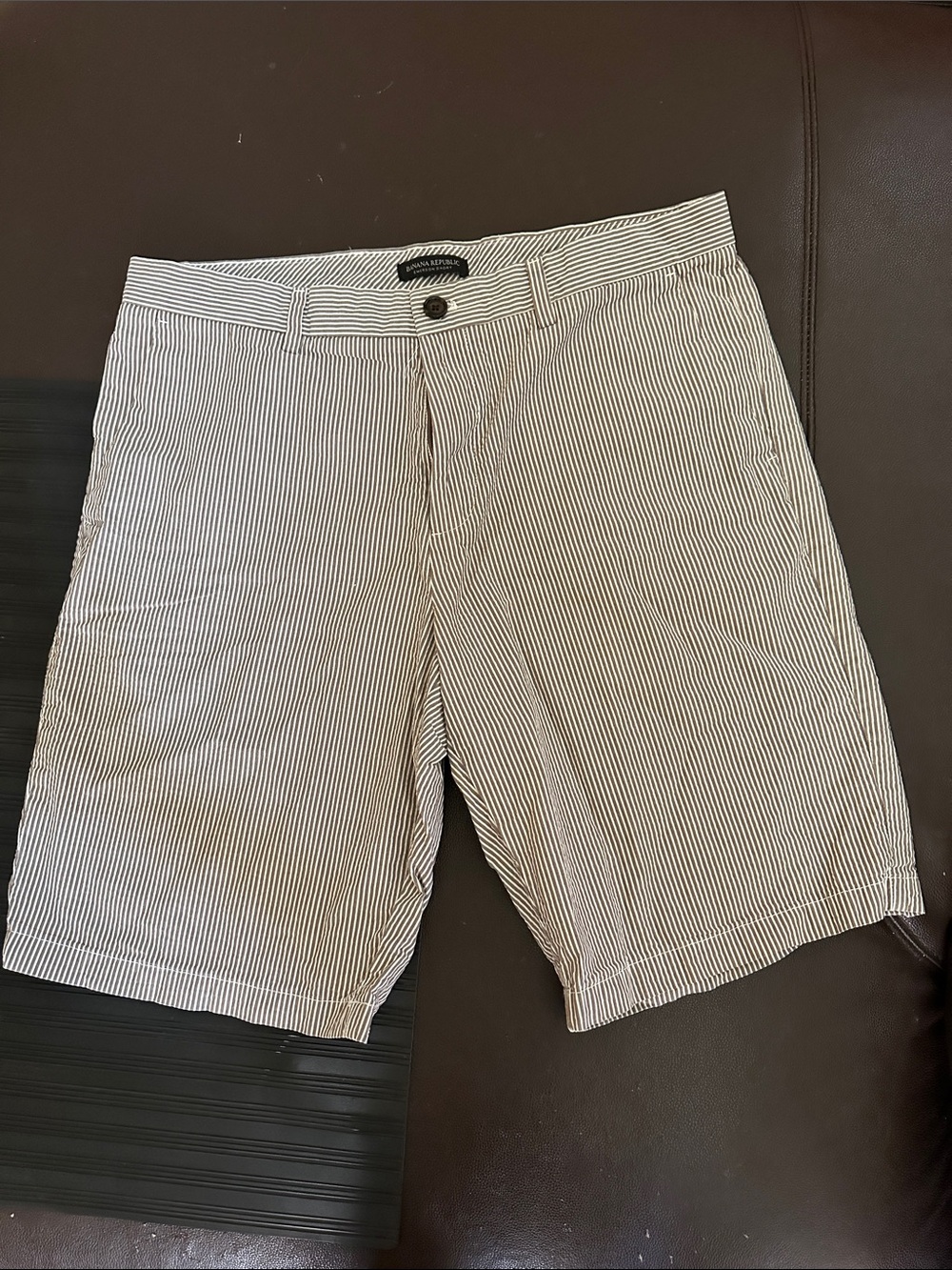 Banana Republic Gray & White Pinstriped Flat-Front Shorts